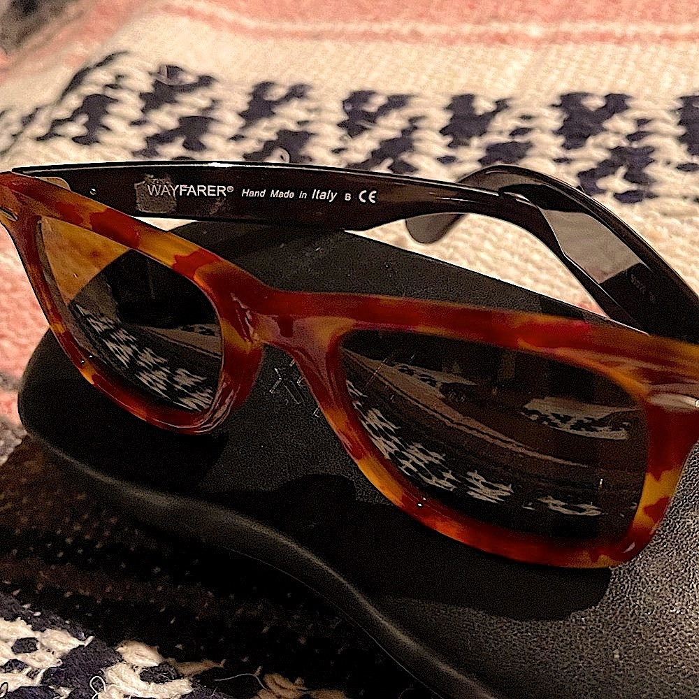 Ray band Sunglasses *ICONIC* - Picture 8 of 13